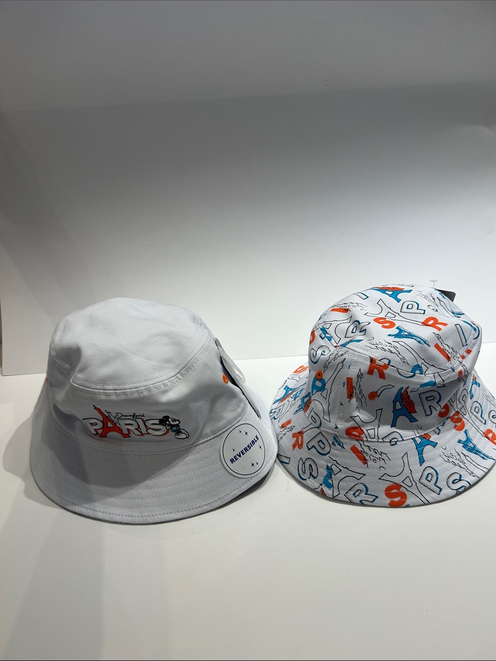 Disney bucket hat reversible white 59 cm for kids or adults